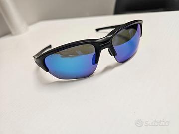 Occhiali da sole Oakley Beta polarizzati