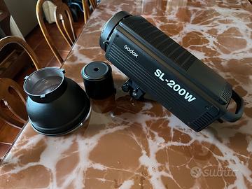 Godox SL200W illuminatore LED 200W Daylight (Attac