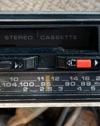 Autoradio d’epoca Philips 22rn712