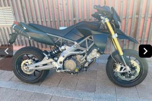 Aprilia Dorsoduro 750