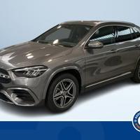 Mercedes-Benz GLA 250 E PLUG-IN HYBRID AUTOMA...