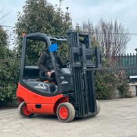 S113 Muletto Linde 16 q triplex alzata libera 420 