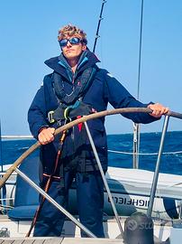 Capitano per trasferimenti e charter vela e motore