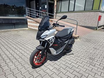 Aprilia SR GT 200 Sport