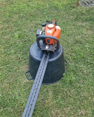 tosasiepi Husqvarna 226HD75S