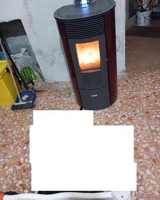 Stufa pellet 10kv completa di tubi