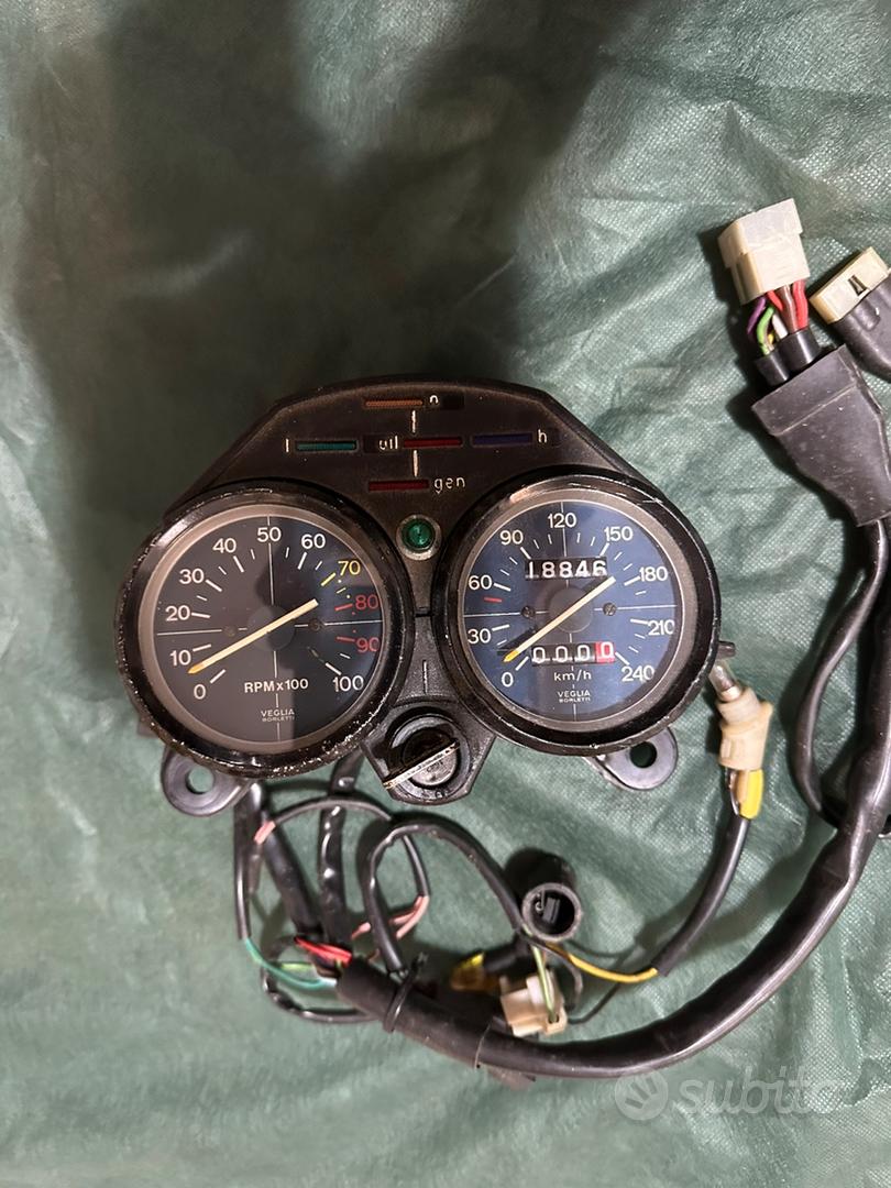 Ricambi Moto Guzzi V65 Moto Guzzi Air Filter Housing Complete,