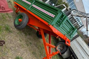 Rimorchio ribaltabile a mano 15 quintali