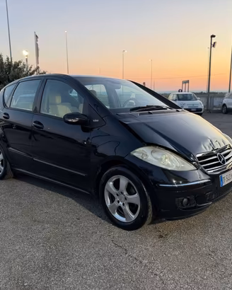 MERCEDES-BENZ A 180 CDI Avantgarde