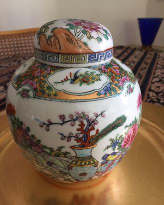 Vaso cinese in porcellana