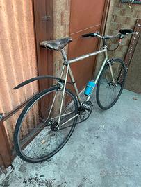 bicicletta uomo mplto leggera