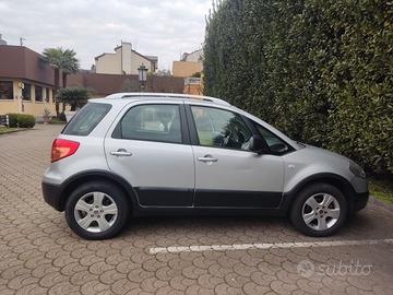 FIAT SEDICI 16. GPL 107 CV 4X4