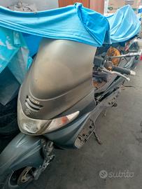 Suzuki Burgman 400 del 99