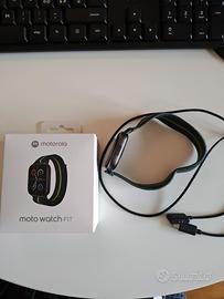 Moto Watch Fit