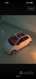 Macchina Fiat 500 Barbie bambole rosa e bianca