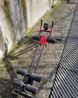 atrezzo per addominali 