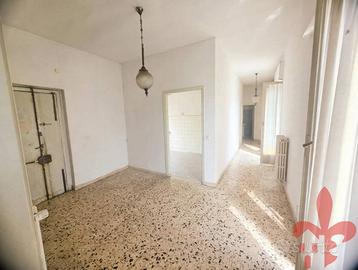 Appartamento di 100 m² con 4 locali a Firenze