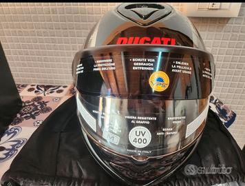 Casco moto ducati edizione limitata in carbonio