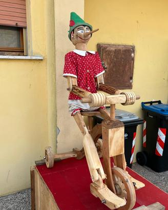 pinocchio su triciclo 