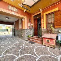 PORZIONE DI TRIFAMILIARE A MUGNANO DI NAPOLI