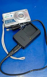 macchina fotografica Sony 14.1 MP.