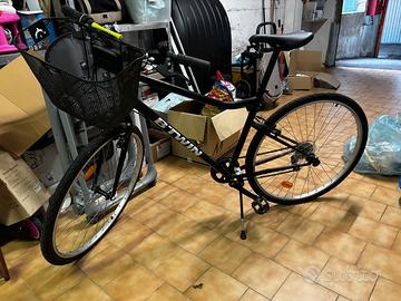 Bici Btwin Riverside 100 28” + cestino