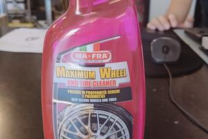 maximum wheel and tire cleaner