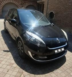 Renault Grand Scenic III 1.5 tdi 110cv 5 posti