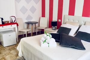 Camere singole studentesse o lavoratori c/n