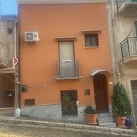 Terratetto ristrutturato Lascari