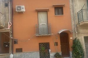 Terratetto ristrutturato Lascari