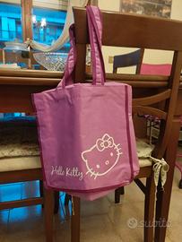 borsa e beauty case di hello Kitty firmate sanrio 