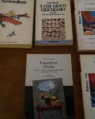 Libri  e pubblicazioni di vario genere