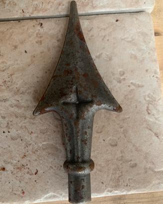 Lancia in ferro battuto