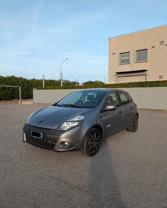 Renault clio3  1.2 da 75cv