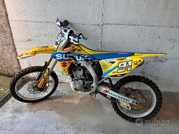 Moto da cros usata pochissimo Suzuki rmz 250cc