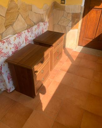 Comodini arte povera