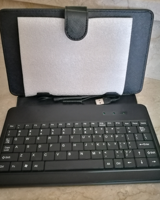 Custodia con tastiera per tablet