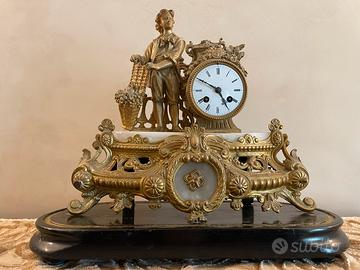 Stupenda Pendola Parigina