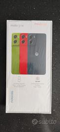 Motorola g06 ancora confezionato