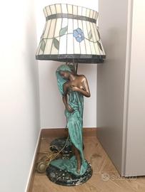 Lampada da tavolo Tiffany 