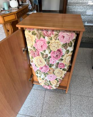 Mobile asse da stiro