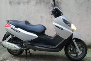 Scooter Piaggio X7250 ie