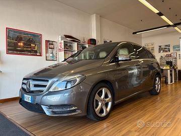 Mercedes-benz B 180 Cdi Aut. Premium 130KM