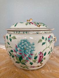 Vaso antico cinese dipinto fine a mano con oro