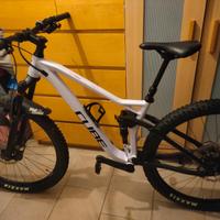Mtb Cube stereo race 120