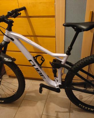 Mtb Cube stereo race 120