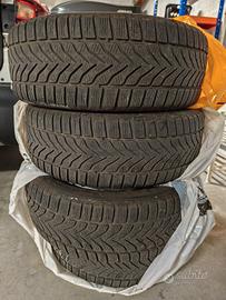 4 pneumatici invernali 205/55 R17 91V Lassa