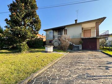 VILLA SINGOLA A NOVE