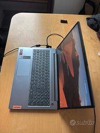 Lenovo Ideapad slim 3 - Ryzen 7730u - 16gb